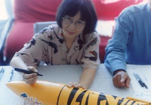 Rumiko Takahashi, signing the Mini-Mag